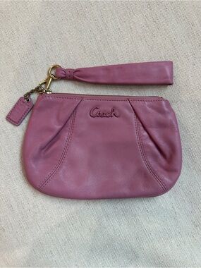 Authentic Coach ashley in Dusty Rose Leather Wristlet Clutch